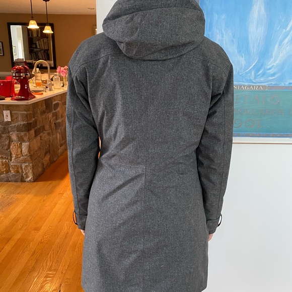 Women’s Patagonia Parka Jacket - Picture 3 of 6